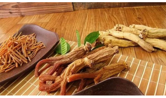 Bí Quyết Tăng Cường Sức Khỏe Từ Hồng Sâm Hàn Quốc